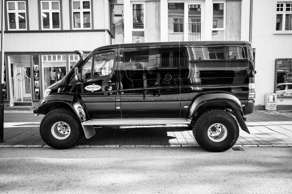 van truck