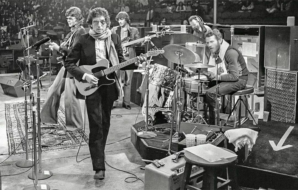 Bob Dylan and The Bank onstage - 1974