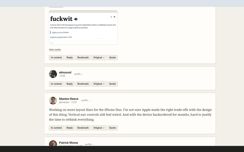 An apparently blank post from @elmussol lies between a stream of posts on a timeline, including a large screenshot of a definition of the word fuckwit