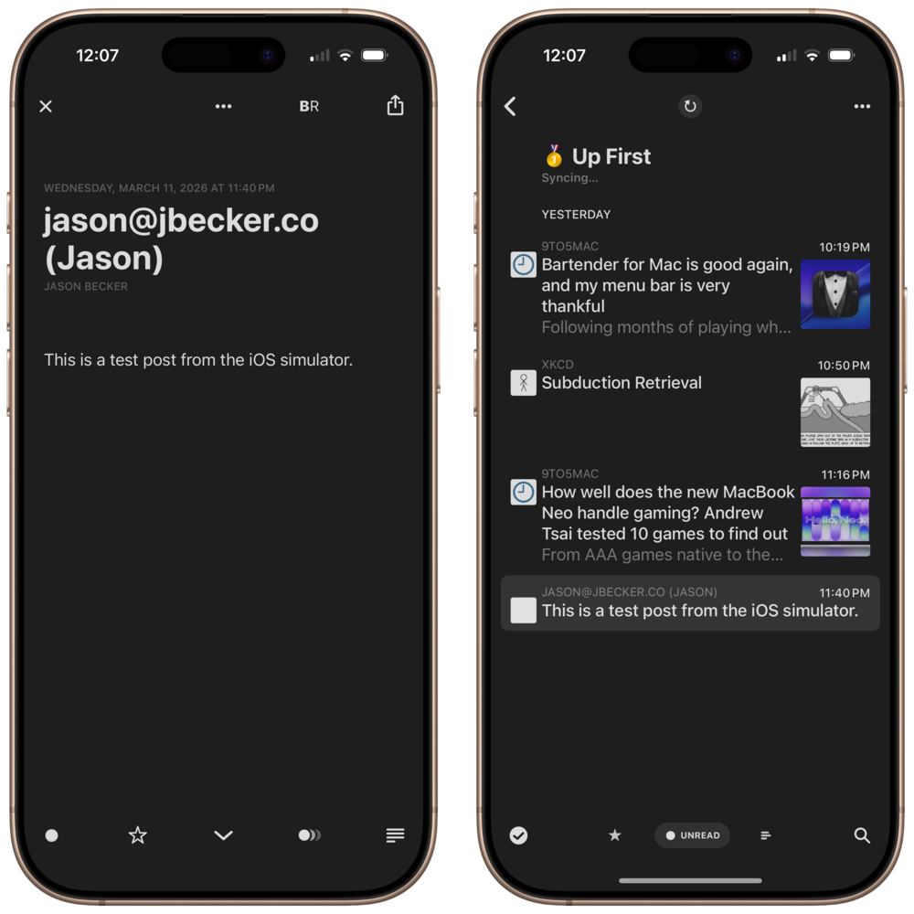 Two side-by-side smartphone screens display a dark-themed RSS application.