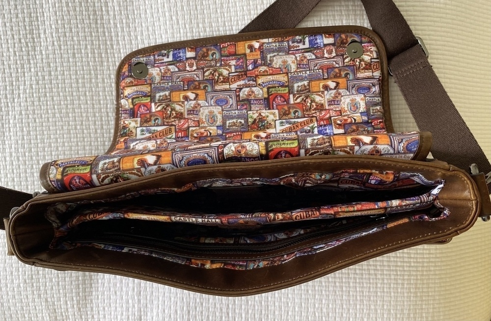 Bag by Robert Graham - 2